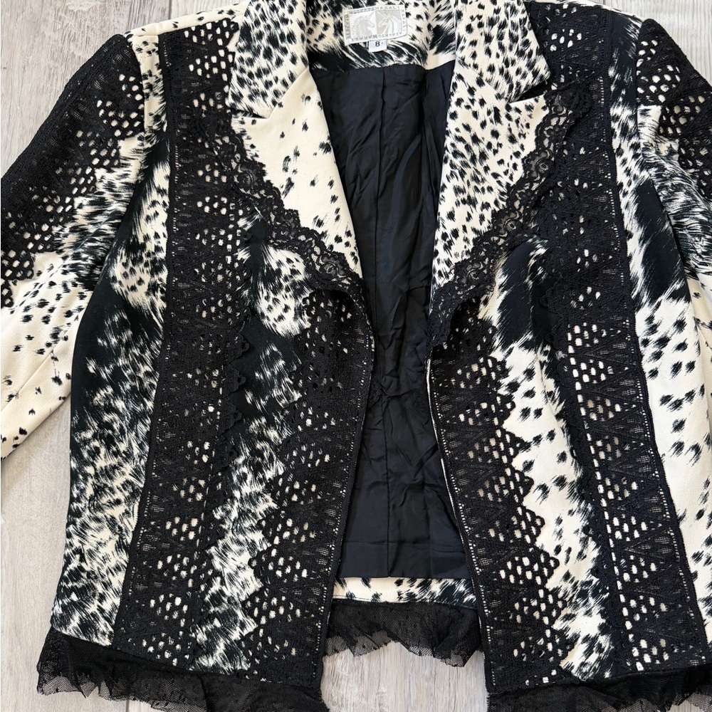 Alberto Makali Western Contrast Netural Lace Quiet Luxury Blazer size 8 (medium) - Picture 4 of 12